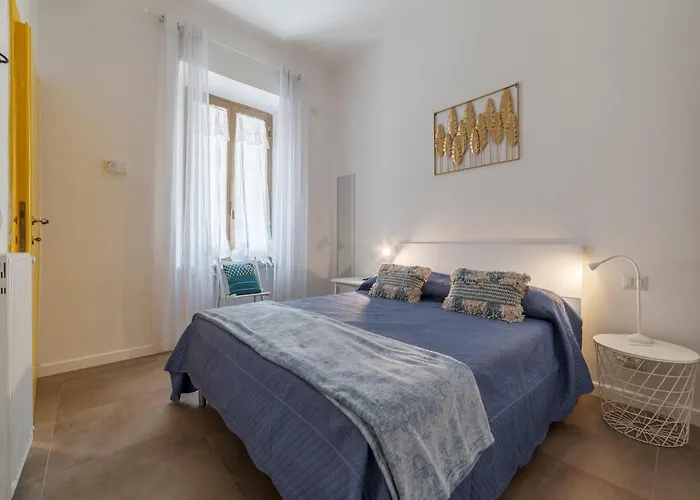 Guesthost - San Lorenzo Modern Flat *