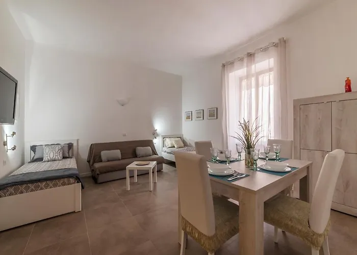 Appartement Guesthost - San Lorenzo Modern Flat *