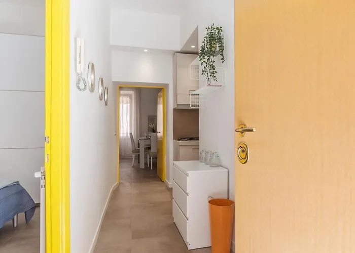 Guesthost - San Lorenzo Modern Flat *