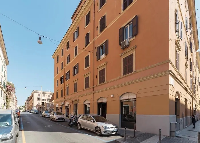 Guesthost - San Lorenzo Modern Flat Rome