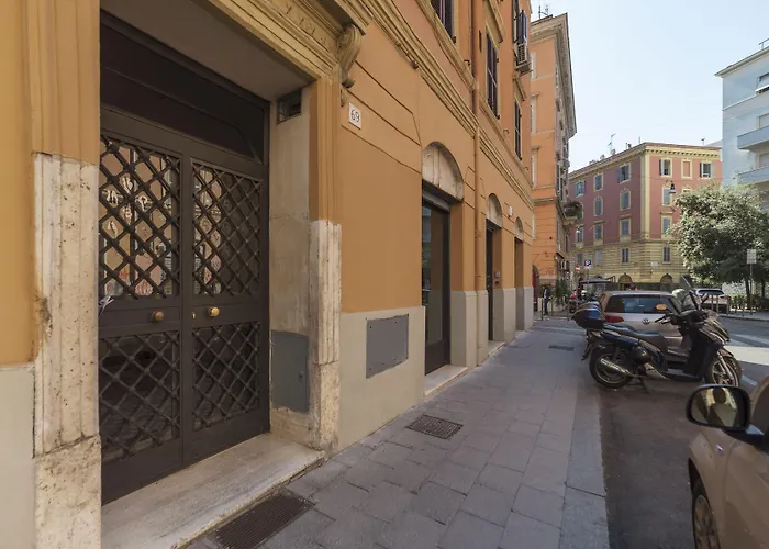 Guesthost - San Lorenzo Modern Flat Appartement Rome